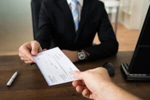 common mistakes to avoid when writing a cheque